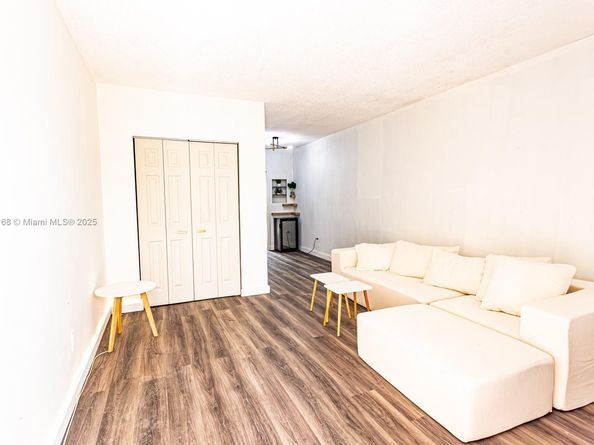 7720 Harding Ave 3, Miami Beach FL 33141