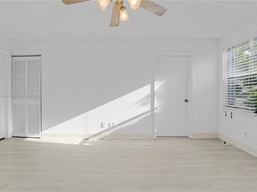 1378 SW 180th Ave, Pembroke Pines FL 33029