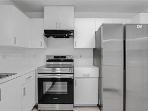 1378 SW 180th Ave, Pembroke Pines FL 33029