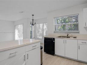 1378 SW 180th Ave, Pembroke Pines FL 33029