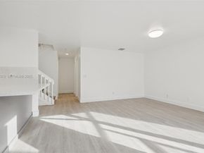 1378 SW 180th Ave, Pembroke Pines FL 33029