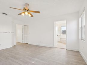 1378 SW 180th Ave, Pembroke Pines FL 33029