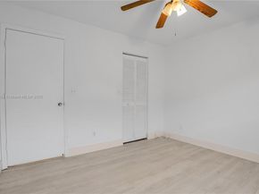 1378 SW 180th Ave, Pembroke Pines FL 33029