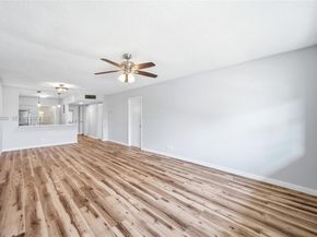 860 SE 6th Ave 311, Deerfield Beach FL 33441