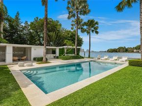 6380 N Bay Rd, Miami Beach FL 33141