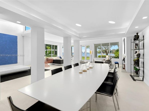 6380 N Bay Rd, Miami Beach FL 33141