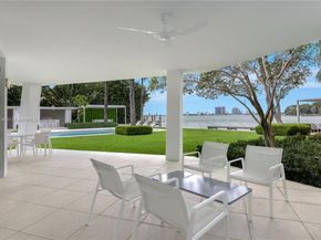 6380 N Bay Rd, Miami Beach FL 33141