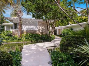 6380 N Bay Rd, Miami Beach FL 33141