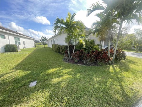 16053 Rain Lilly Way, Westlake FL 33470