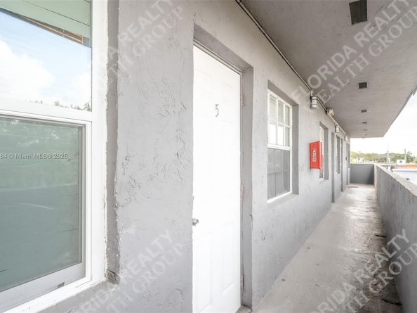 Undisclosed Address #A11897984, West Park FL 33021