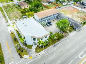 Undisclosed Address #A11897984, West Park FL 33021