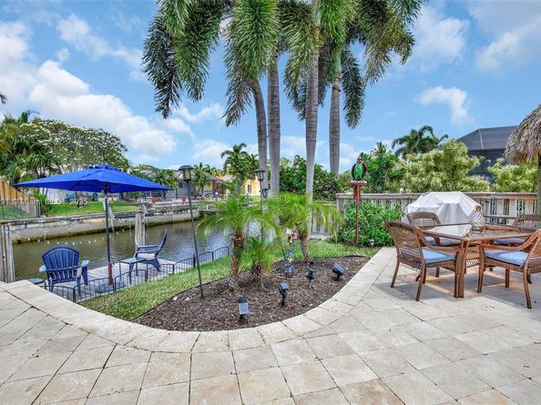 6001 SW 18th St, Plantation FL 33317