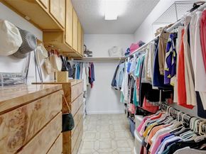 6001 SW 18th St, Plantation FL 33317