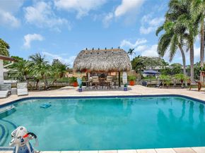 6001 SW 18th St, Plantation FL 33317