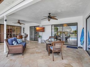 6001 SW 18th St, Plantation FL 33317