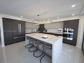 2800 Island Blvd 2804, Aventura FL 33160