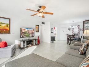 2841 Somerset Dr 317, Lauderdale Lakes FL 33311