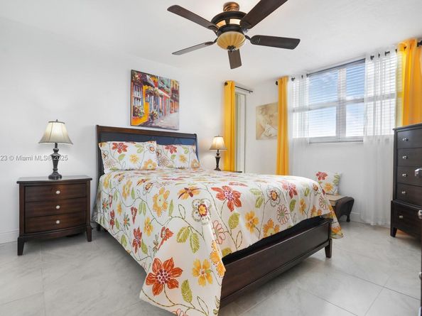 2841 Somerset Dr 317, Lauderdale Lakes FL 33311