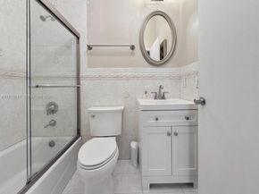 15390 SW 76th Ter 105, Miami FL 33193