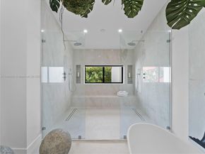 2000 S Bayshore Dr 4, Coconut Grove FL 33133