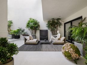 2000 S Bayshore Dr 4, Coconut Grove FL 33133