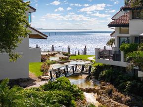 2000 S Bayshore Dr 4, Coconut Grove FL 33133