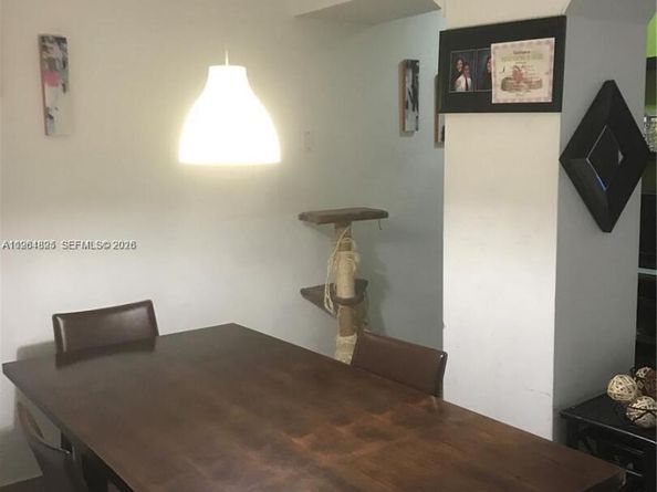 1960 Marseille Dr 305, Miami Beach FL 33141