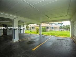 1960 Marseille Dr 305, Miami Beach FL 33141