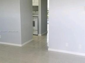 1400 NE 57th St 205, Fort Lauderdale FL 33334