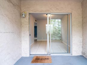 1400 NE 57th St 205, Fort Lauderdale FL 33334