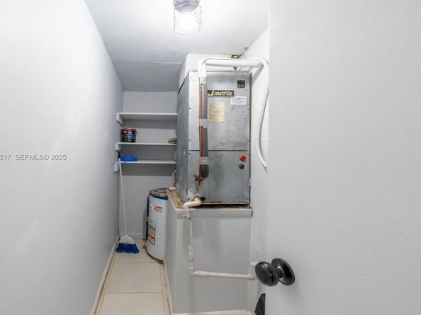 1400 NE 57th St 205, Fort Lauderdale FL 33334