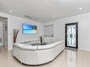 35 SW 63rd Ct, Miami FL 33144