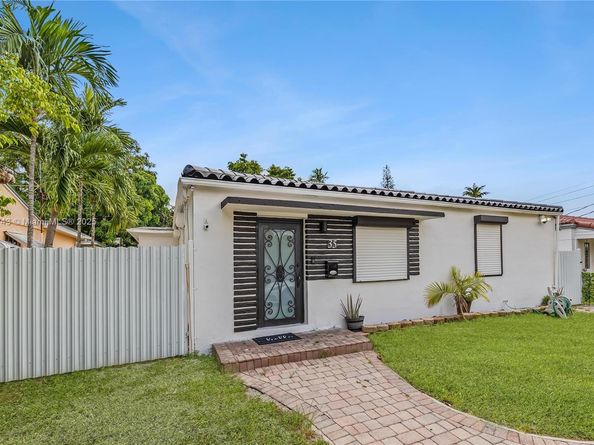 35 SW 63rd Ct, Miami FL 33144
