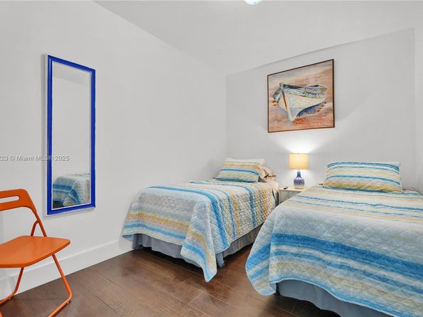 126 NW 33 St, Miami FL 33127