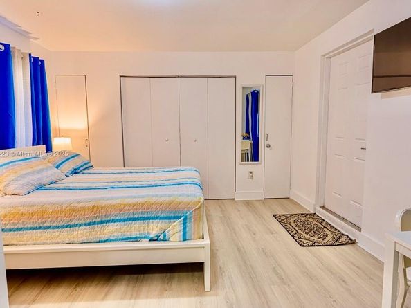 126 NW 33 St, Miami FL 33127