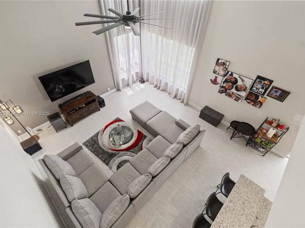 13374 NW 13th St, Pembroke Pines FL 33028