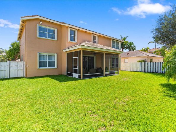 13374 NW 13th St, Pembroke Pines FL 33028