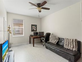 13374 NW 13th St, Pembroke Pines FL 33028