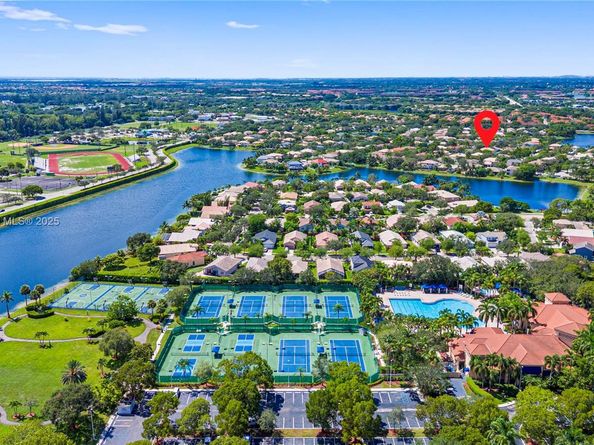 13374 NW 13th St, Pembroke Pines FL 33028