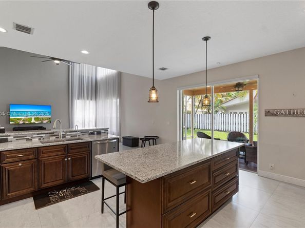 13374 NW 13th St, Pembroke Pines FL 33028