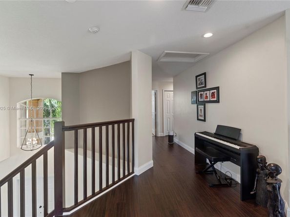 13374 NW 13th St, Pembroke Pines FL 33028