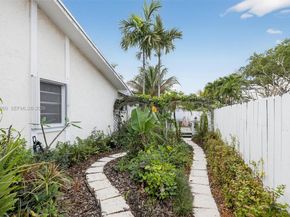 10230 SW 130th Ave, Miami FL 33186