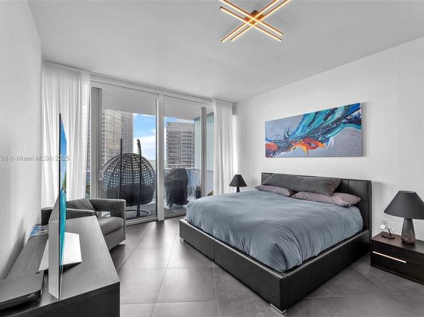 200 Biscayne Boulevard Way 4408, Miami FL 33131