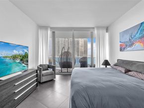 200 Biscayne Boulevard Way 4408, Miami FL 33131