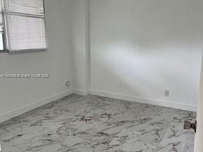 114 Royal Park Dr 4A, Oakland Park FL 33309