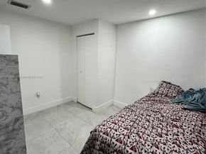 1102 NW 103rd St, Miami FL 33150