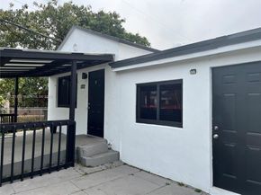 1102 NW 103rd St, Miami FL 33150
