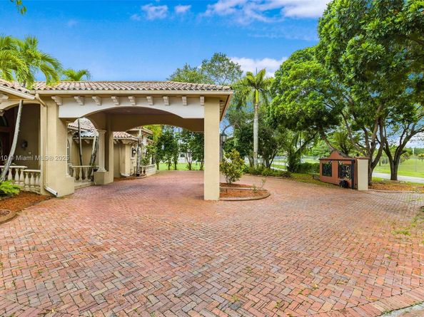 7761 SW 122 ave, Miami FL 33183