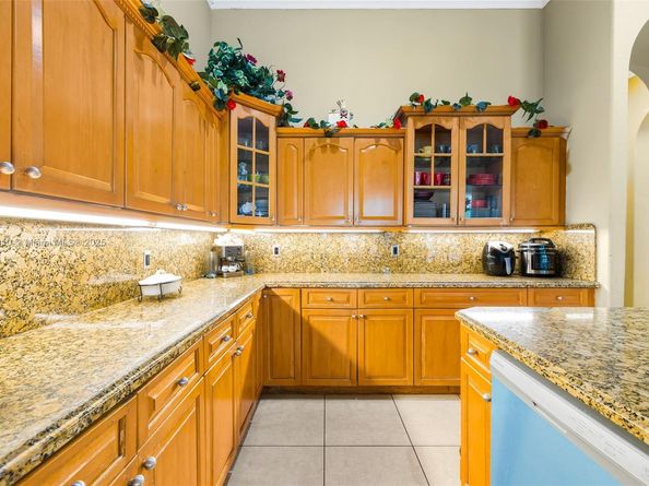 7761 SW 122 ave, Miami FL 33183