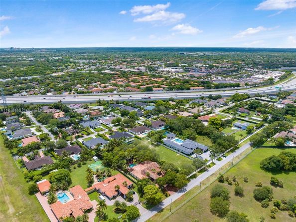7761 SW 122 ave, Miami FL 33183
